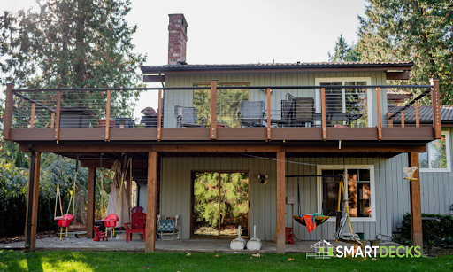 Should I Choose Wood or Composite Decking