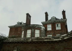 The Hidden Metal Problem That Can Crack an Older Chimney From the Inside